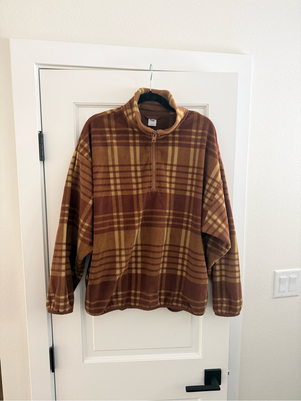 Aritzia TNA Micro Fleece 1/4 Zip